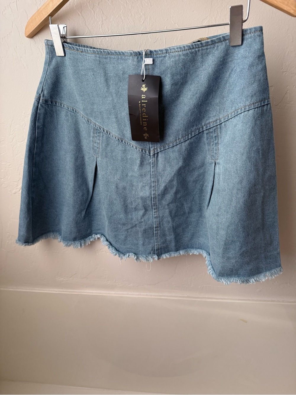 NWT ALREDINE Light Blue Denim Midi Skirt frayed hem